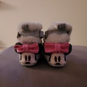 Minnie Mouse boots